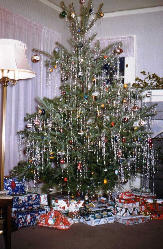 Vintage Xmas Tree 88