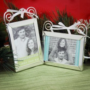 Gift your dear and near ones with their own pictures in Christmas favors.