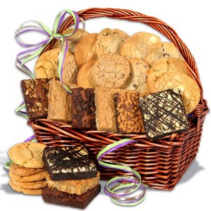 Baked Goods Christmas Gift Basket. Photo Credit: www.gourmetgiftbaskets.com -