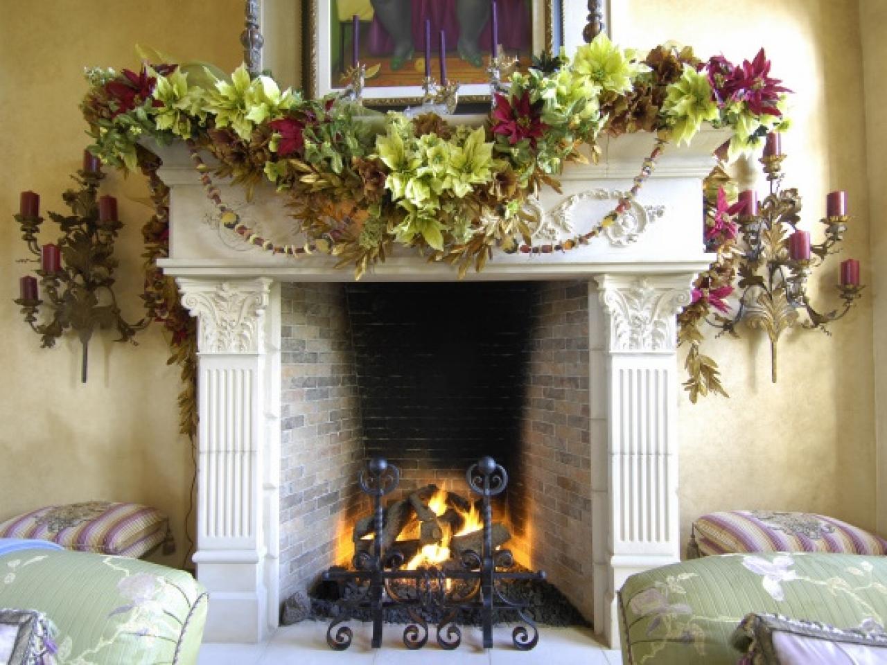 11 Greens Mantelpiece Christmas Celebration All About Christmas