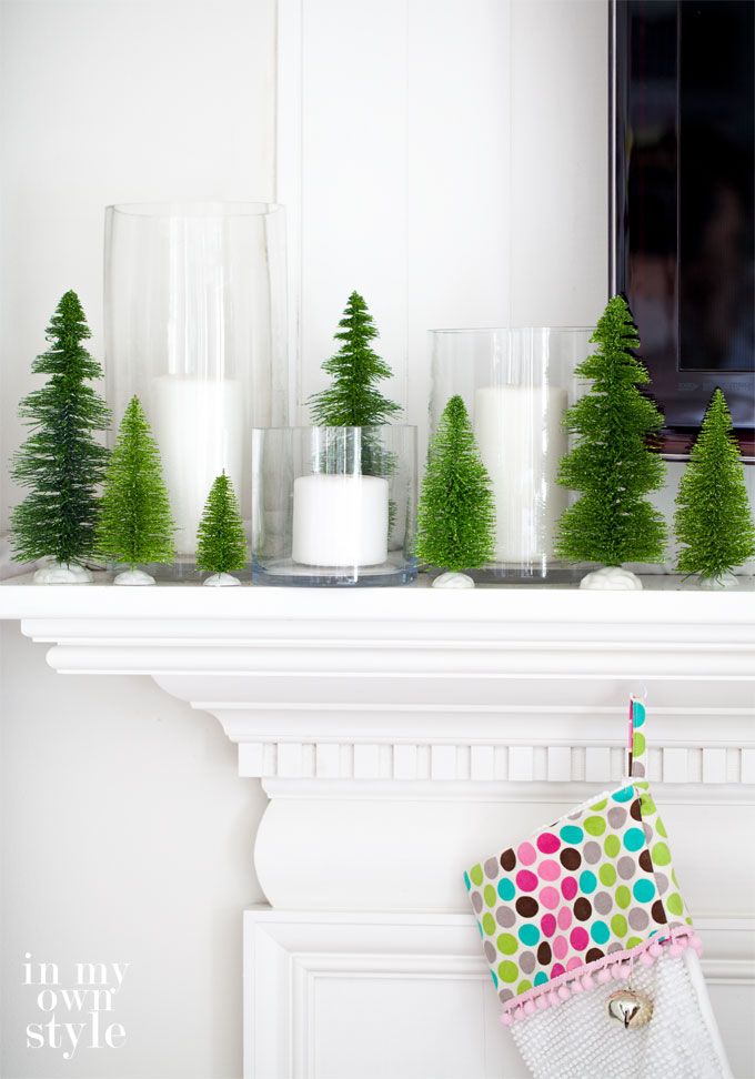 11-mantelpiece-decorated-with-christmas-tree-365greetings