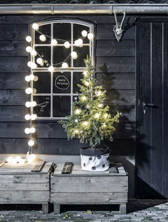 Outdoor Christmas Light Decoration Ideas