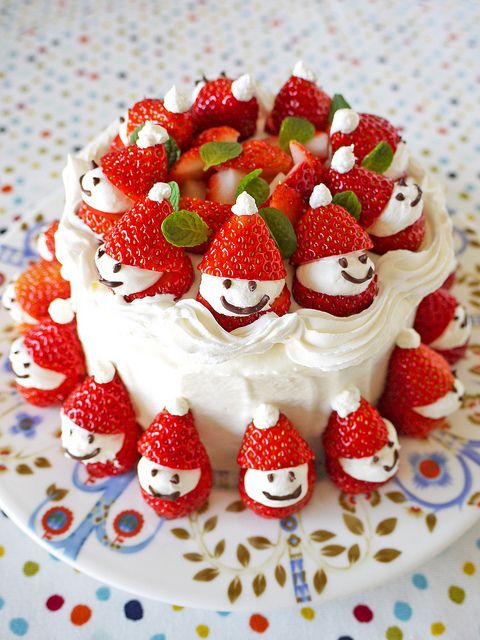 best-strawberry-cake-for-christmas