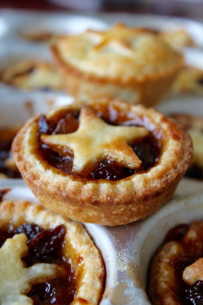 A List Of Traditional Christmas Desserts