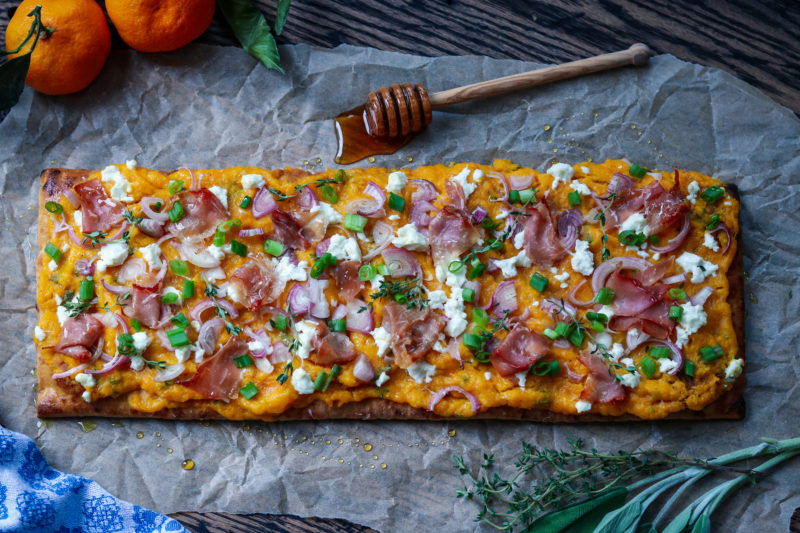 ROASTED BUTTERNUT SQUASH FLAT BREAD WITH GOAT CHEESE: 