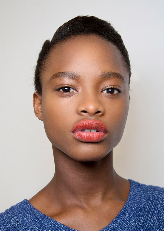 LIP MAKEUP IDEAS FOR DARK SKIN FOR CHRISTMAS 2019